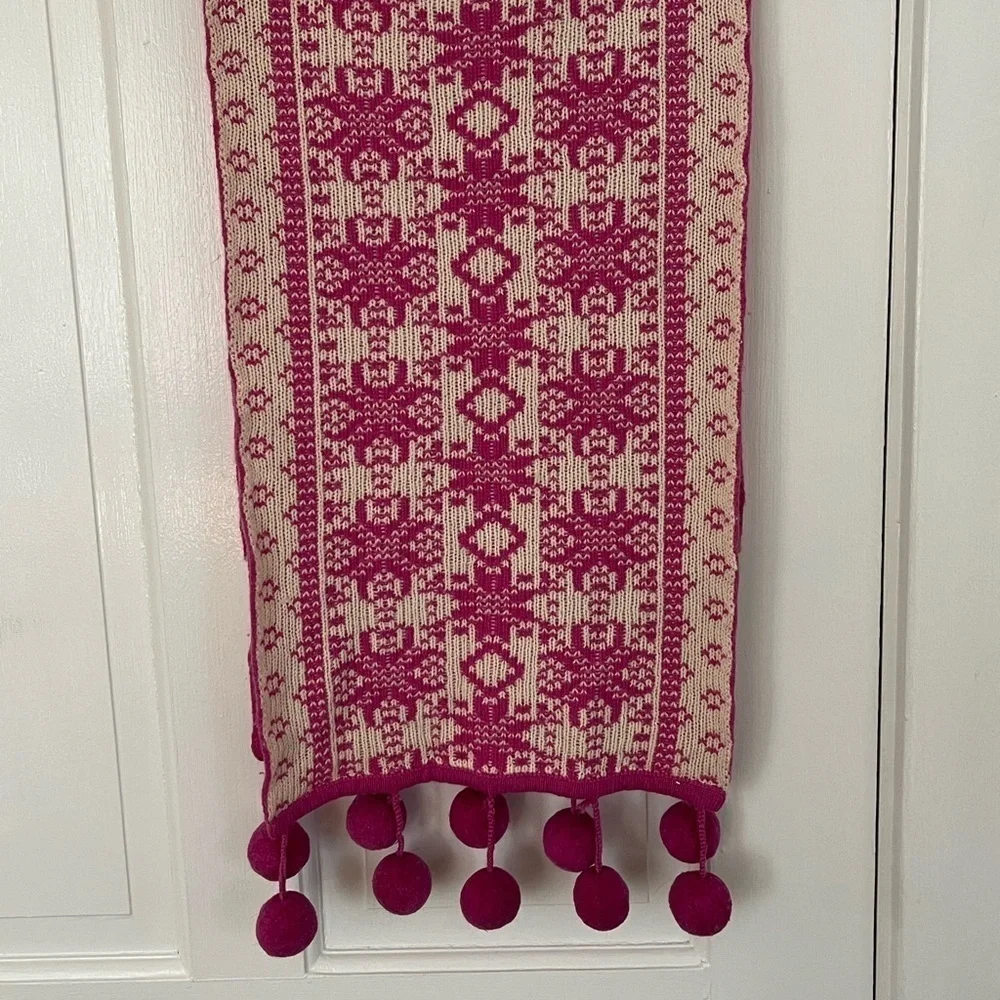 Bloomingdales Cashmere Wool Nordic Alpine Pom Poms Scarf Hot Pink Ivory Soft New